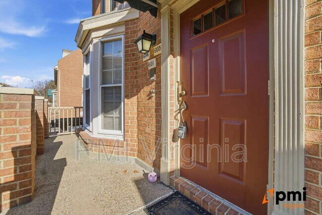 Building Photo - 1210 Stockley Gardens