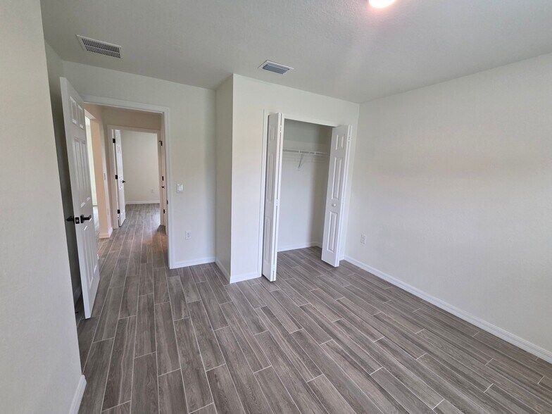 Building Photo - 6779 Abelson Ave