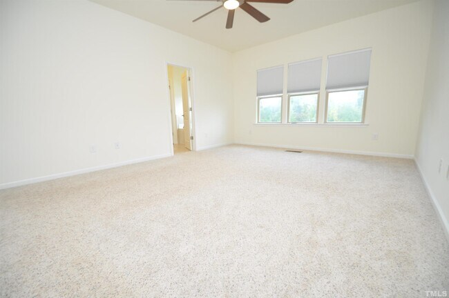 Building Photo - 5405 Cambridgeshire Loop