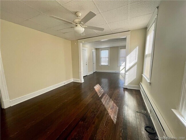 Building Photo - 68 Englewood Ave