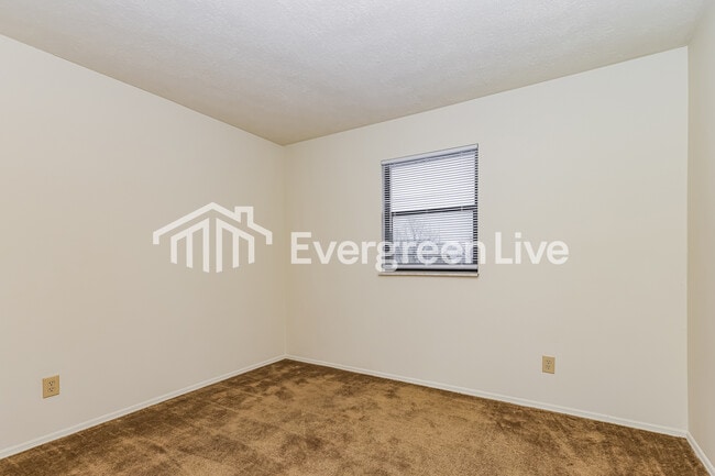 Building Photo - 6382 Nightwind Ct