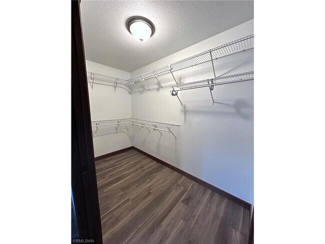 Building Photo - 1759 Aspen Ct