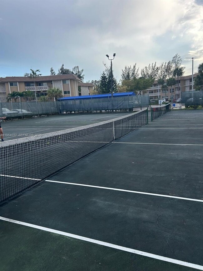 Building Photo - 7450 Miami Lakes Dr