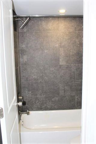 Building Photo - 9840 Pineapple Tree Dr