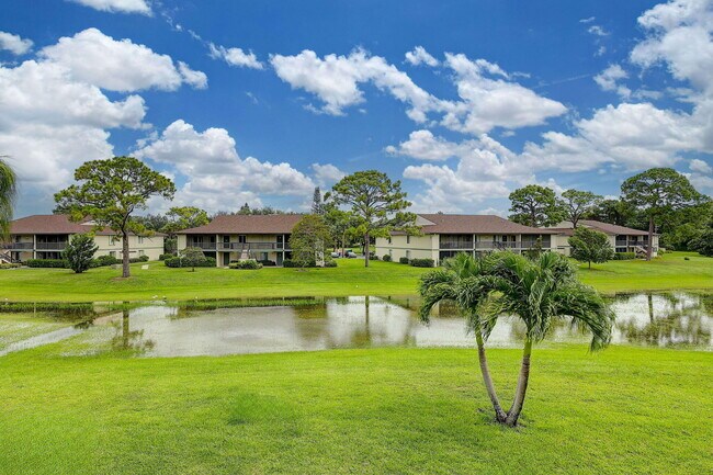 Building Photo - 6299 Chasewood Dr