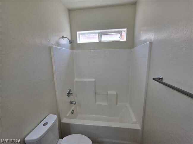 Building Photo - 7510 Perla Del Mar Ave