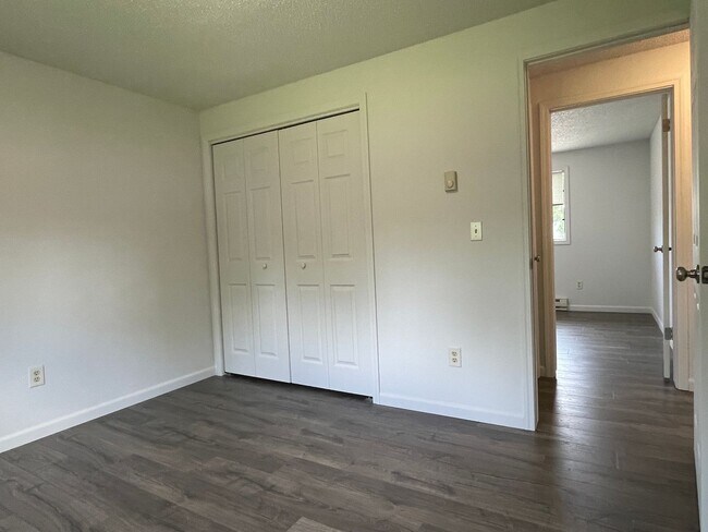 Building Photo - 2207 N Bessie_