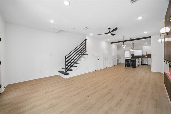 Building Photo - 8129 Safebuy St