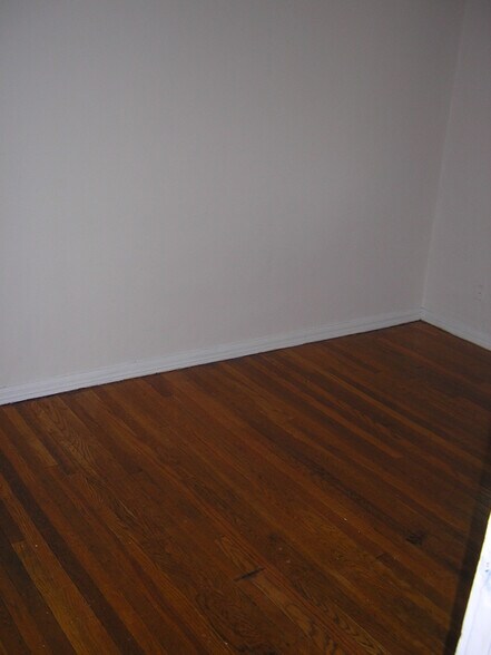 Building Photo - 3827 Saint Margaret St