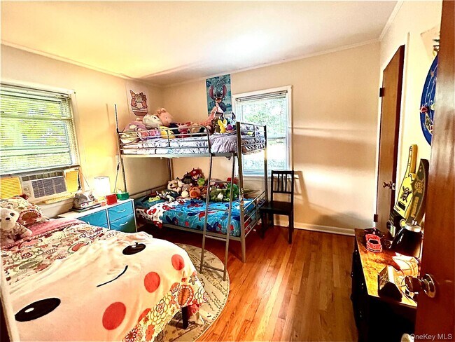 Building Photo - 102 Overocker Rd