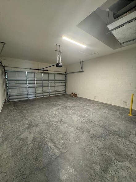 Building Photo - 5221 NW 43rd Ln Rd