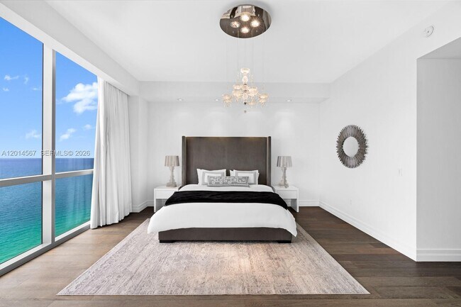 Building Photo - 17749 Collins Ave