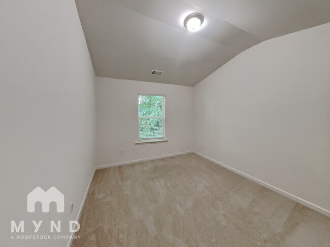 Building Photo - 4445 Newfangle Rd