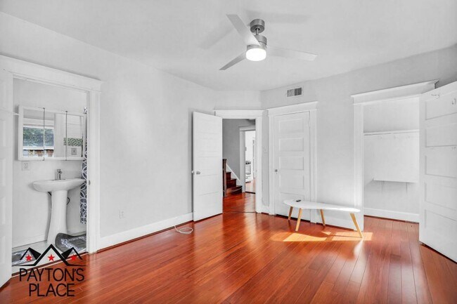 Building Photo - 4820 13th St NW #2