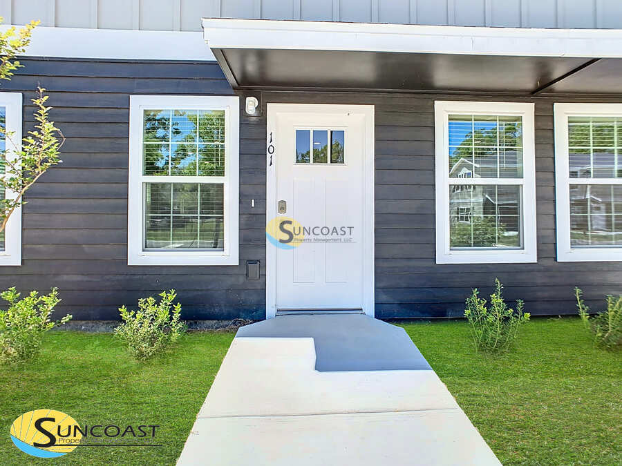 Building Photo - 3821 SW 43rd Ct