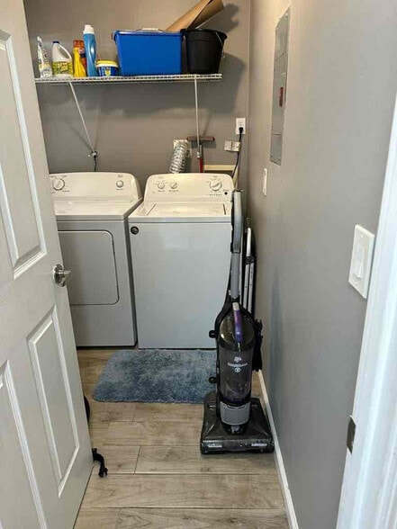 Building Photo - 2794 Rhonda Ln