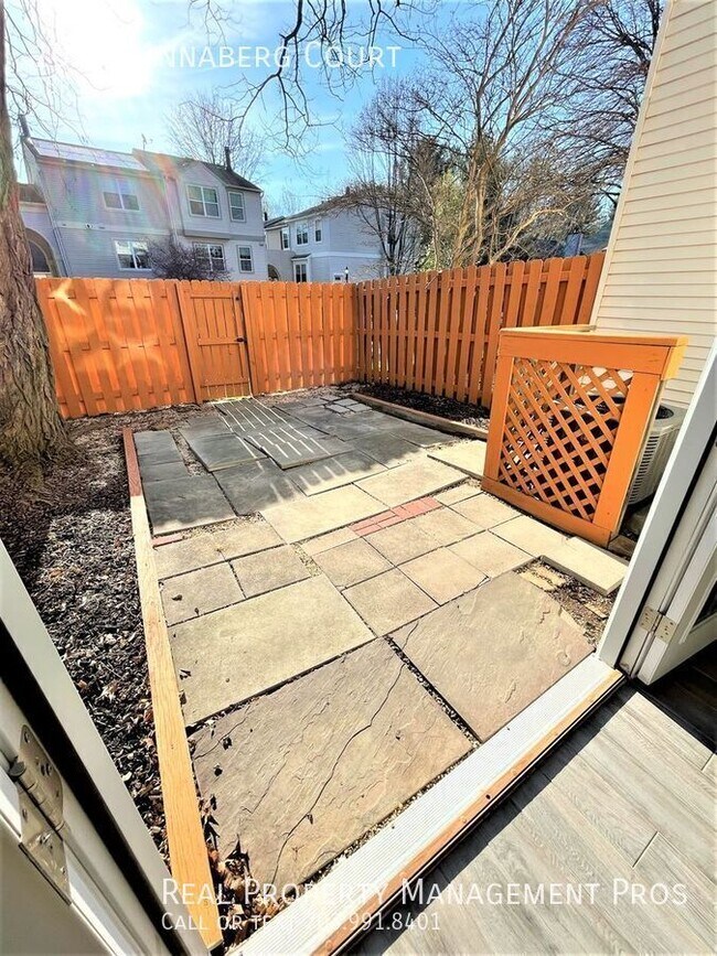 Building Photo - 10343 Annaberg Ct