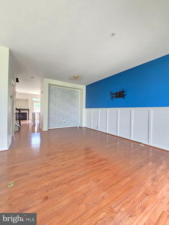 Building Photo - 5033 Kemsley Rd