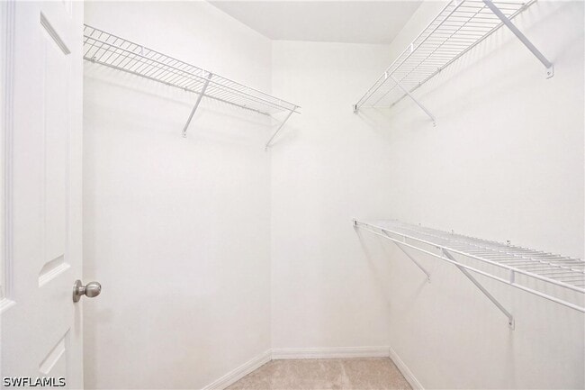 Building Photo - 505 Windsor Sq
