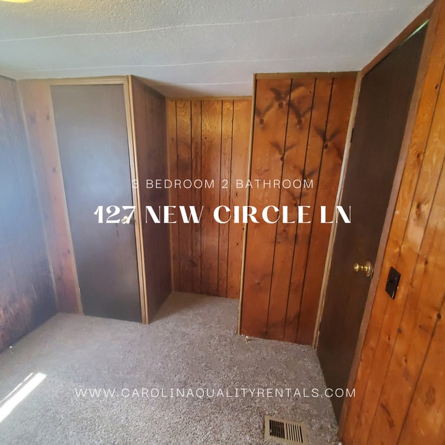 Building Photo - 3 bedroom 2 bath singlewide