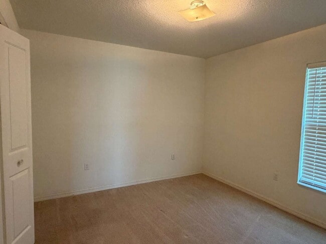 Building Photo - 737 Buccaneer Blvd