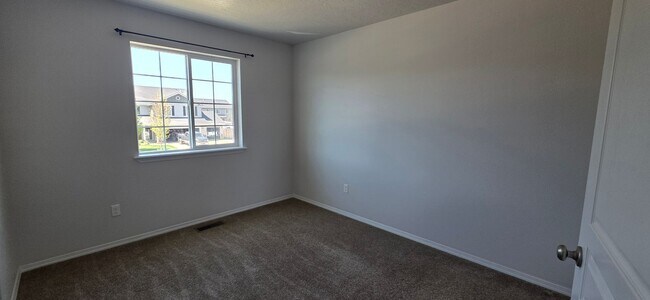 Building Photo - Stunningly Upgraded 4-Bedroom Home in Prime Kuna Location