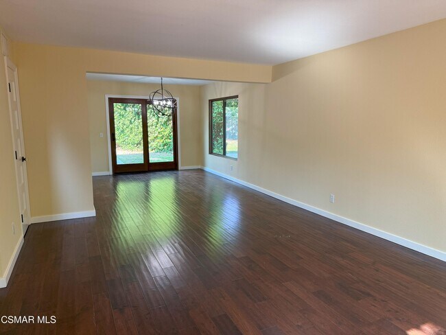 Building Photo - 2096 McCrea Rd
