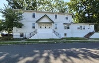 Building Photo - 225 4th St