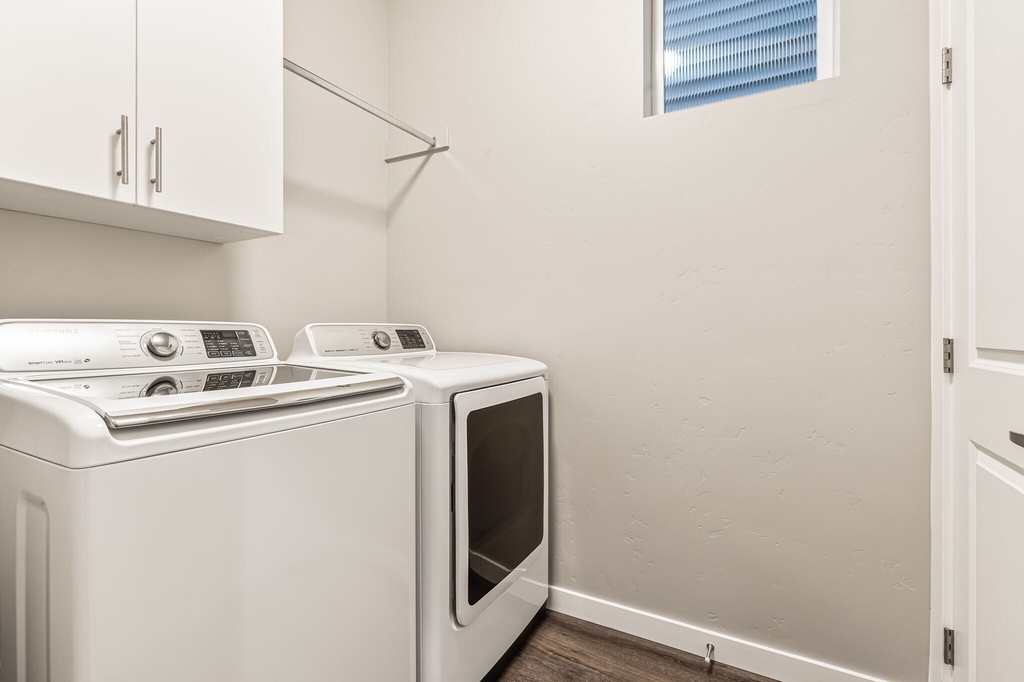 Building Photo - 2169 S Hills Ave