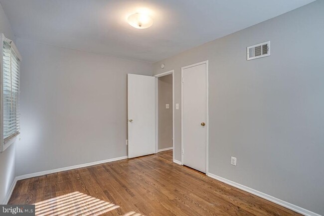 Building Photo - 7713 Lunceford Ln