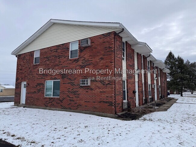 Building Photo - 1299 Sanlor Ave