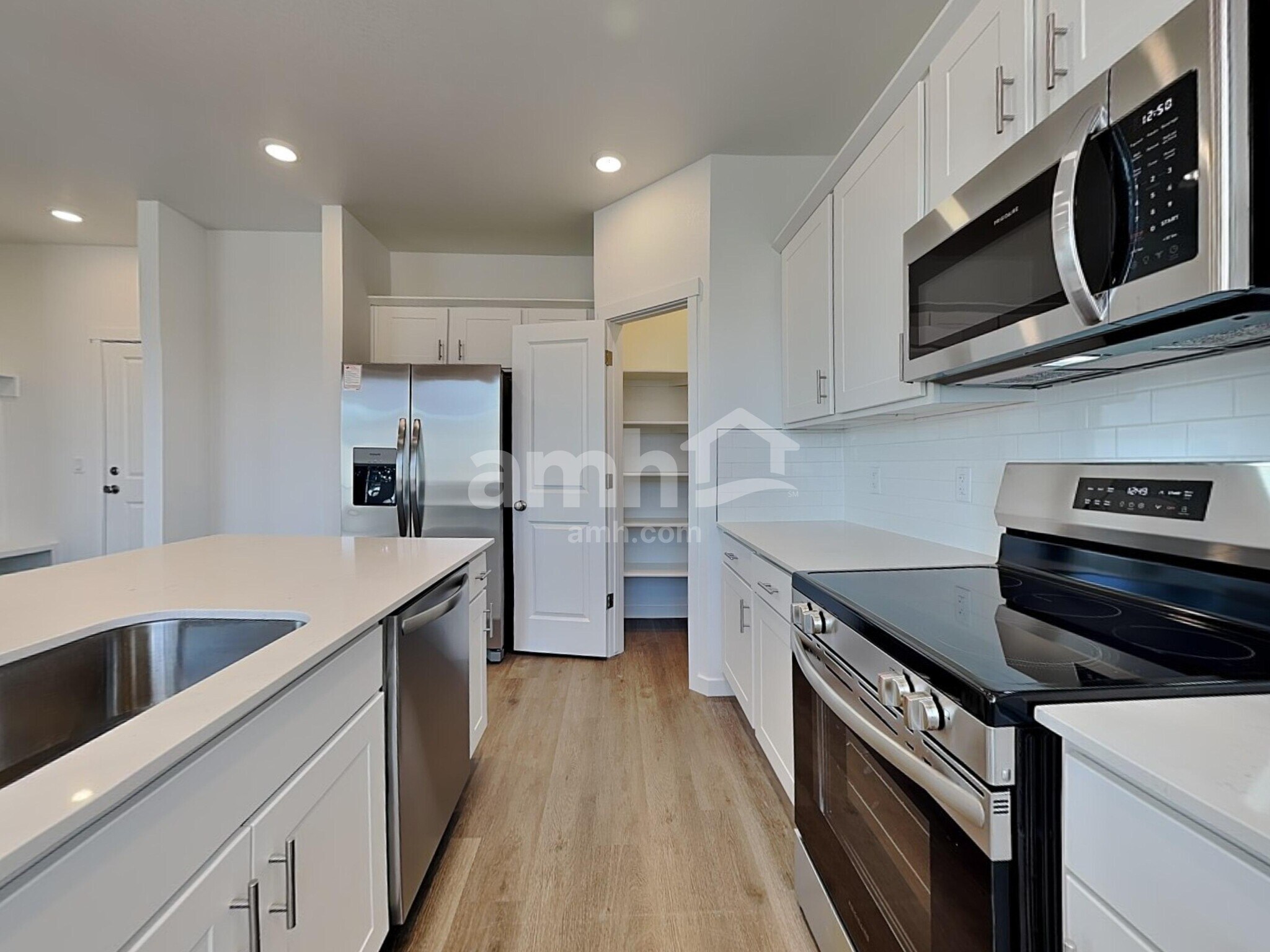 Building Photo - 26146 E Calhoun Pl