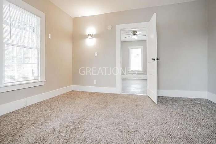 Building Photo - 1500 28th St