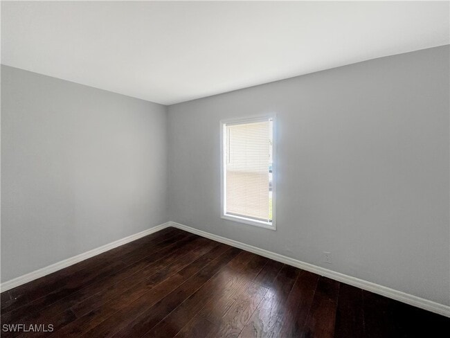 Building Photo - 7574 Grady Dr
