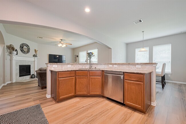 Building Photo - 20127 Graphite Canyon Ct