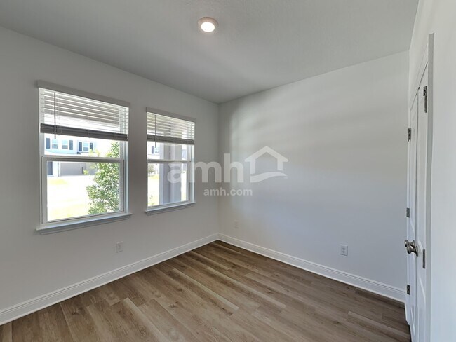 Building Photo - 14618 Cedar Trunk Ter