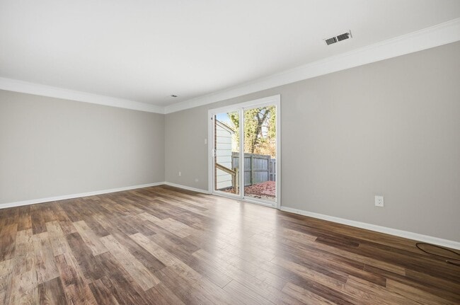 Building Photo - 2 Charles Parish Dr