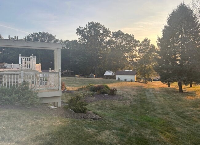 Building Photo - 411 Firehouse Rd