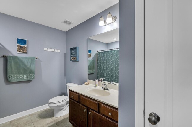 Building Photo - 3 Bedroom Ranch in Oyster Landing