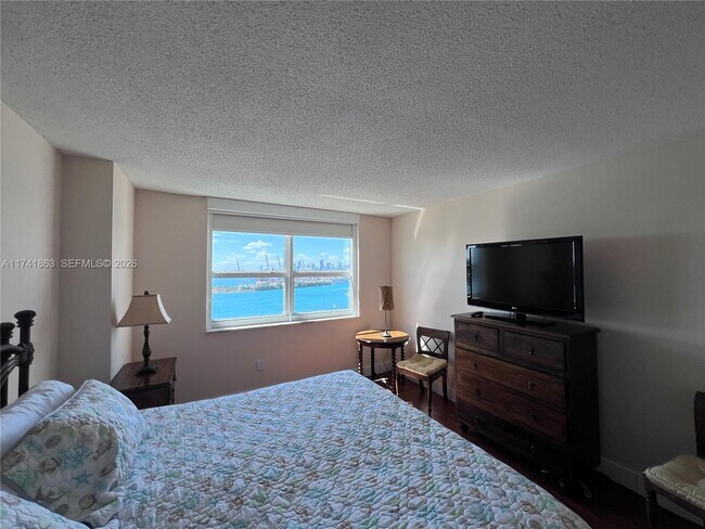 Building Photo - 90 Alton Rd