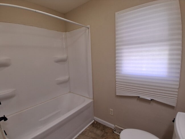 Building Photo - 111 Grace-