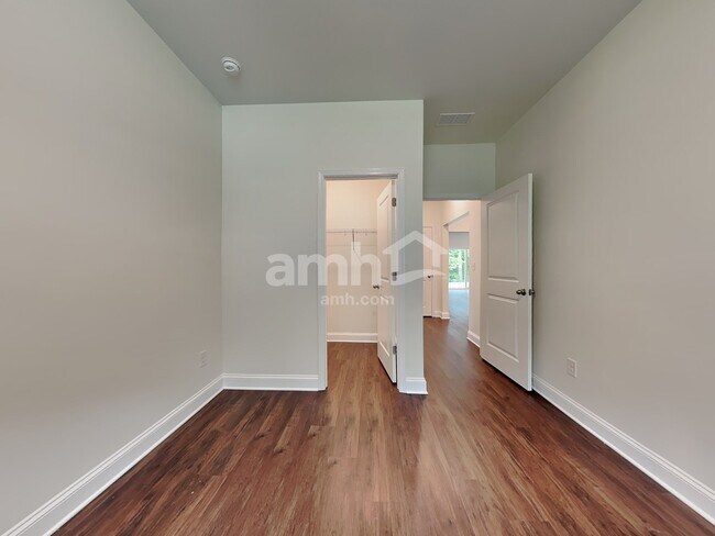 Building Photo - 609 Rivermist Drive