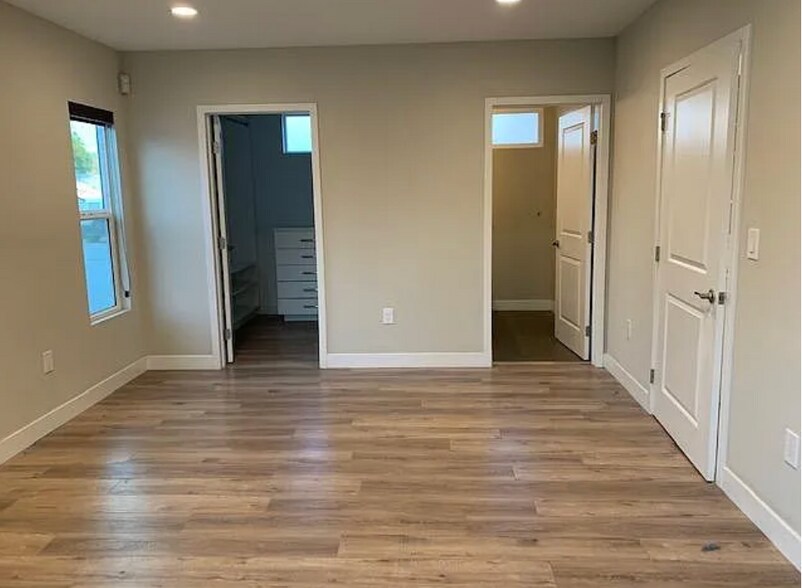 Building Photo - 5763 Bianca Ave