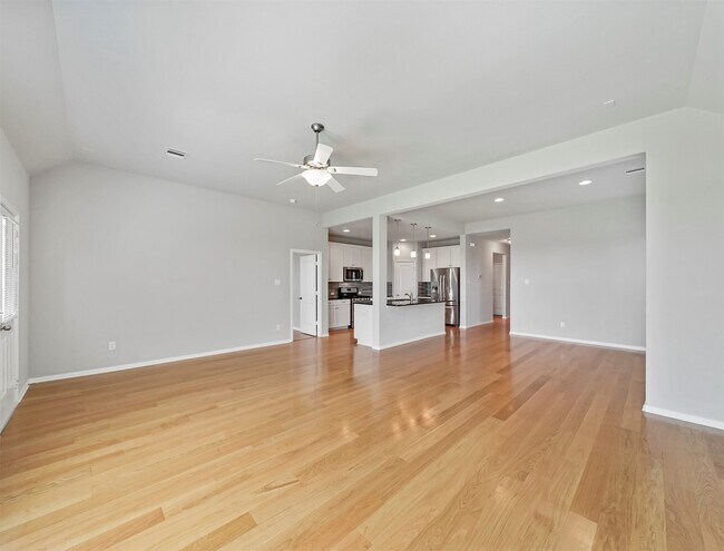 Building Photo - 5342 Rue Dela Croix Dr