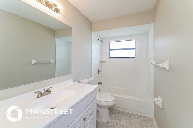 Building Photo - 709 Dromedary Dr