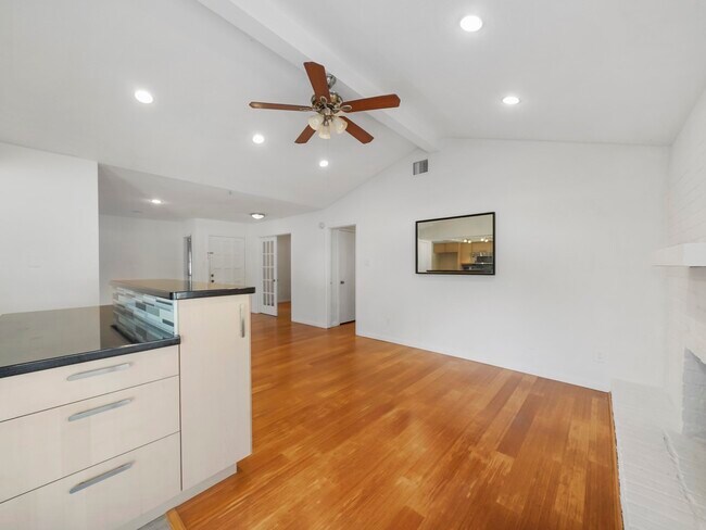 Building Photo - 1223 Bramblebury Dr