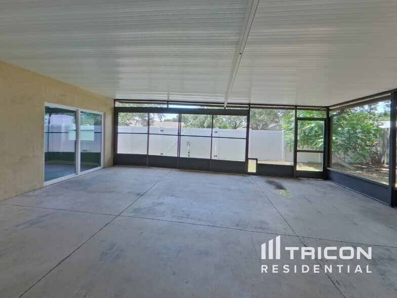 Building Photo - 3902 Bellewater Blvd