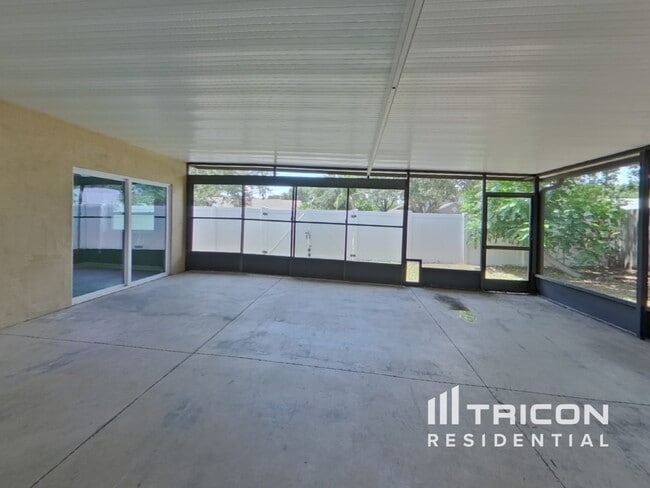 Building Photo - 3902 Bellewater Blvd