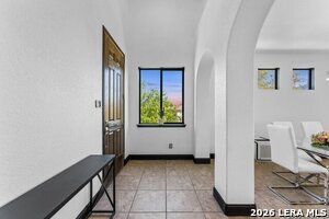 Building Photo - 1346 Nicholas Manor