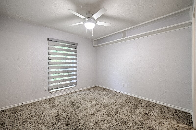 Building Photo - 2320 Kidwell Cir